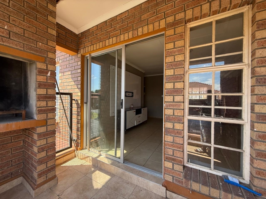 3 Bedroom Property for Sale in Waterval East North West